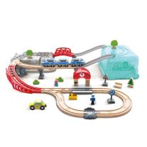 Дървен комплект за игра Hape, Градски влак