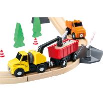 Дървена строителна площадка, с кран и релси Tooky Toy