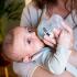 Самостерилизиращо се бебешко шише за хранене Tommee Tippee Advanced Anti-Colic+ 150 мл
